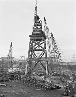 Graythorp - oil rigs Collection: Cranes JLP01_08_093437