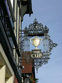 Going down the pub Collection: The Cup Public House Sign PLA01_01_113