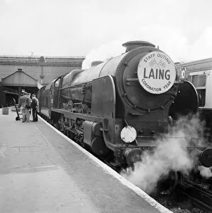 Laing Spirit Collection: Day trip by train JLP01_08_008843a