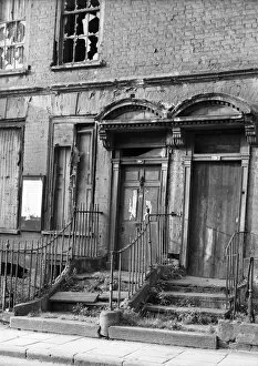 Door Collection: Derelict houses BB78_09272