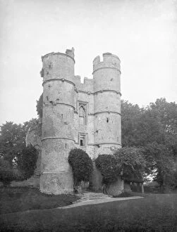 Henry Taunt Collection (1860-1922) Collection: Donnington Castle c. 1900 CC97_02672