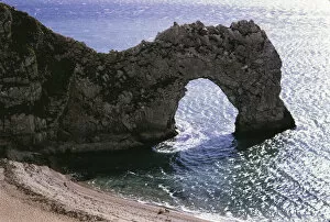 Images Dated 8th July 2021: Durdle Door BAR03_01_413