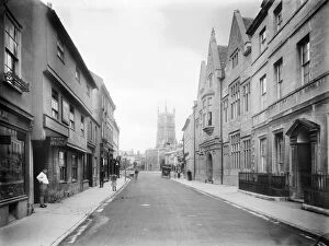 Victorian shopping and dining Collection: Dyer Street, Cirencester BB57_00087