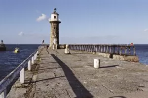 Coast Collection: East Pier Lighthouse, Whitby