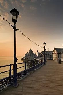 Sunrise and sunset Collection: Eastbourne Pier N071211