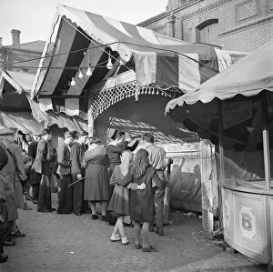 Norwich Collection: Easter Fair, Norwich a98_17164