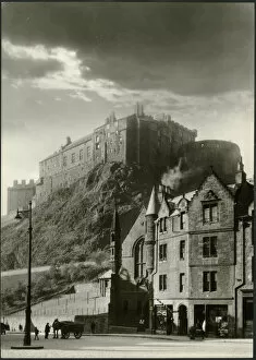 City Collection: Edinburgh Castle DIX02_01_164