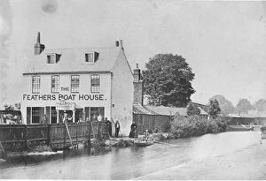London Collection: Feathers Boat House OFH01_01_01_f09_01
