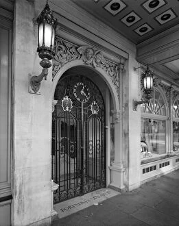 Shop Collection: Fortnum And Mason doorway DD88_00094