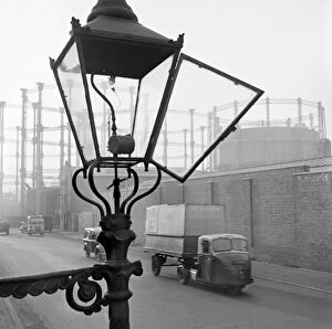 Towns and Cities Collection: Gas street light, Kings Cross a066009