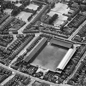 Football grounds from the air Collection: Griffin Park, Brentford EAW068145