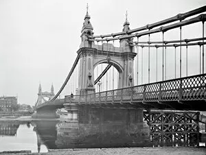 The 1880s Collection: Hammersmith Bridge CC73_00254