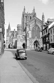 S W Rawlings Collection (1945-1965) Collection: Hereford Cathedral a002157