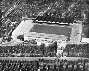 Historic Images 1920s to 1940s Collection: Highbury Stadium, Arsenal AFL03_aerofilms_c19089