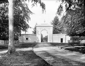 Gate Collection: Highclere CC72_00784