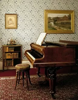 Musical Instrument Collection: Down House. Emma Darwins piano J980007