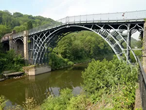 Images Dated 4th July 2006: Iron Bridge N060047