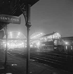 Railway Collection: Kings Cross Station a062825