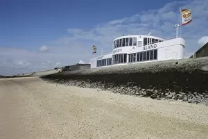 Beach Collection: Labworth Cafe, Canvey Island
