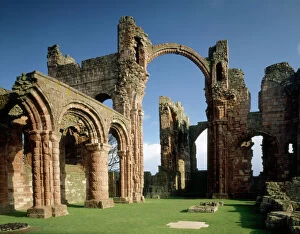 Arch Collection: Lindisfarne Priory J880069