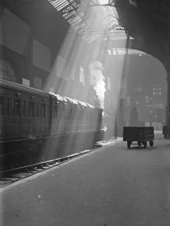 Railway Station Collection: Liverpool Street Station CXP01_01_027