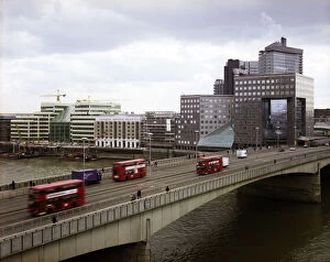 Images Dated 4th March 2022: London Bridge JLP01_10_21813