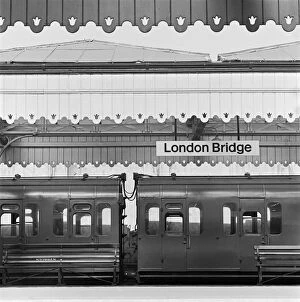 Travel London Collection: London Bridge Station a062719