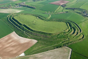 Ancient monuments from the Air Collection: Maiden Castle 29548_014