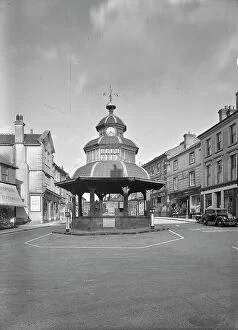 Images Dated 18th May 2022: Market Cross a48_00561