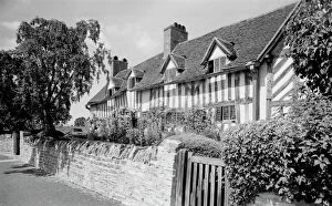 Shakespeare Collection: Mary Ardens House a98_05228