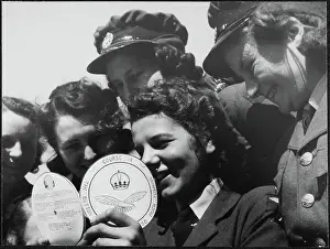 Second World War Prints: Members of the WAAF on completion of their training course chp01_07_01_111