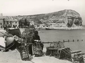Fishing Collection: Mending lobster pots DIX02_01_022