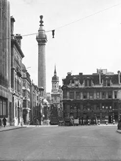 Photos from the 1930s Collection: The Monument CXP01_01_141