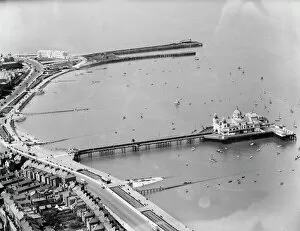 England's Maritime Heritage from the Air Collection: Morecambe Harbour and Central Pier EPW042128
