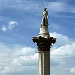 Travel London Collection: Nelsons Column K060097