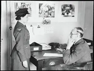 Second World War Prints: A new WAAF trainee being interviewed on her first day chp01_07_01_075
