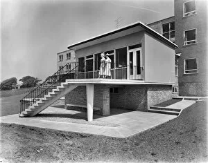 Images Dated 19th April 2022: Nurses accommodation JLP01_08_057435