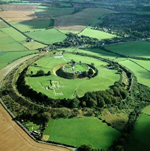 Castle Collection: Old Sarum K000139