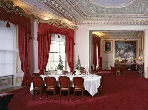 Osborne House interiors Collection: Osborne House, Dining Room K020105