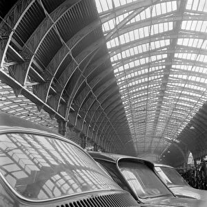 Images Dated 18th April 2008: Paddington Station a061939