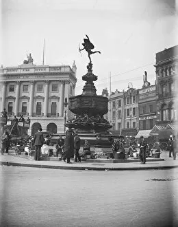 Horse-power Collection: Piccadilly Circus CXP01_01_137