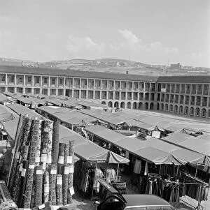 Architecture Collection: Piece Hall a083824