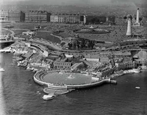 Aerofilms Collection (1919-2006) Collection: Plymouth Hoe EPR003252