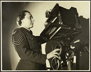 People At Work Prints: Portrait of WAAF Sergeant Knicky Knapman (later Chapman) chp01_07_01_286