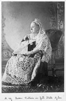 Monarchy Collection: Queen Victoria in full State Robes D880020b
