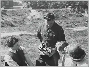 RAF instructor directing a group of Women's Auxiliary Air Force (WAAF) trainees chp01_07_01_052