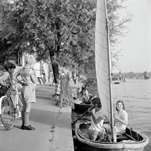 : Riverside, Chiswick aa064317