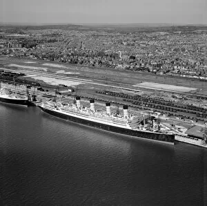 England's Maritime Heritage from the Air Collection: RMS Aquitania EAW022293