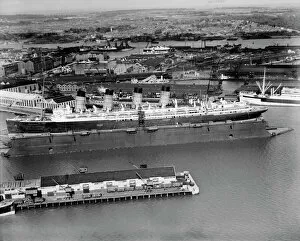 England's Maritime Heritage from the Air Collection: RMS Mauretania EPW041073