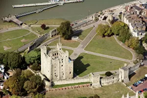 English Heritage Collection: Rochester Castle 33970_025